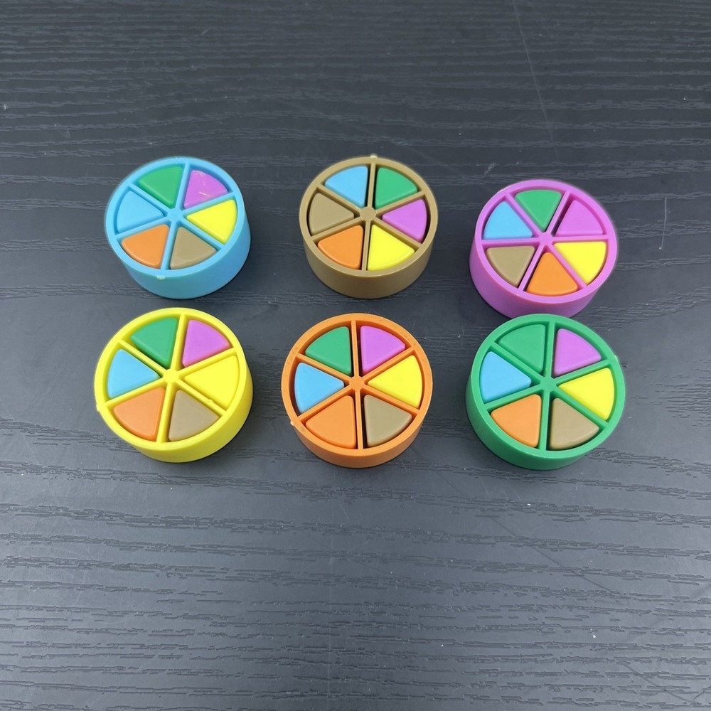 Trivial Pursuit Replacement Parts Pie Tokens & Scoring Wedges Lot